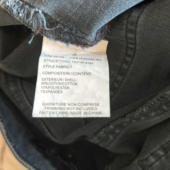 Charlie B Frayed Hem Ankle Jeans in Balsam - Picture 10 of 11